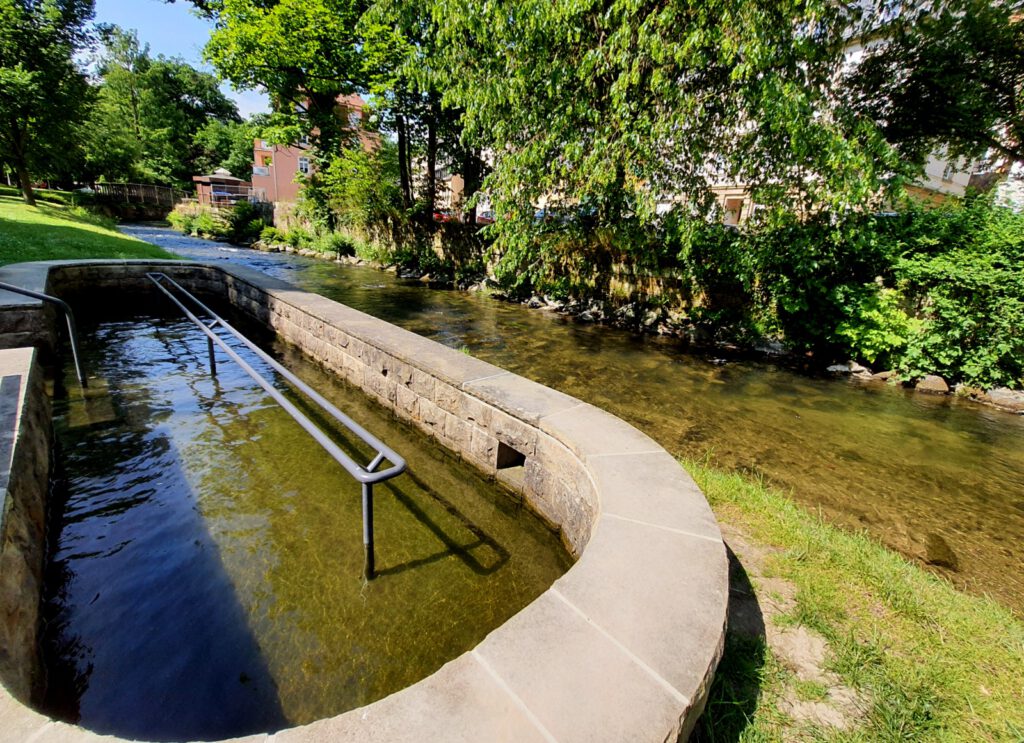 Kneippbecken in unmittelbarer Nähe